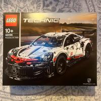 LEGO Technic Porsche 911 RSR 42096