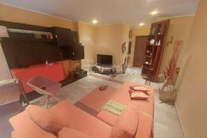 TRILOCALE OLTRE ACCESSORI IN BUONE CONDIZIONI A GI