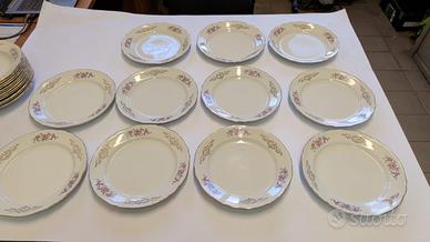 Set piatti pari Richard Ginori