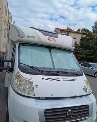 camper semintegrale Adria Matrix M 680 SP