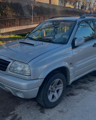 Suzuki Vitara 2000 Gran Prix