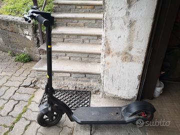 monopattino LEXGO R10