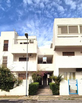 4 LOCALI A TARQUINIA