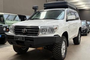 TOYOTA Land Cruiser TROPICALE GX V8 manual