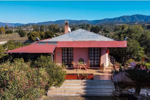 Casa indipendente 180 mq con ampio giardino