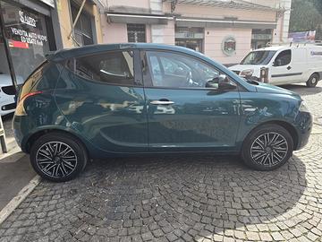 Lancia y 1.2 ecochic Gpl Gold