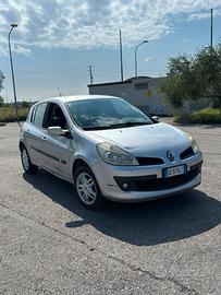 Clio 3 Le Iene  1.2 75cv manuale