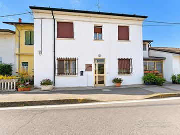 CASA DI CORTE A RAVENNA