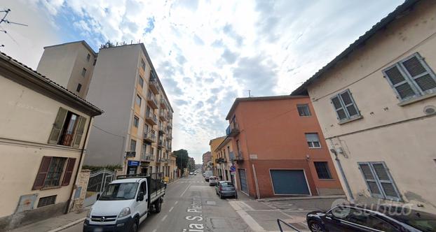 Bilocale al primo piano con posto auto e cantina