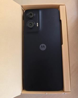 Motorola Moto G35 5G pari al nuovo Android 16