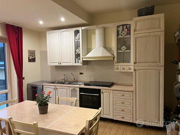 Cucina componibile classica con Frigo, Piano Cottu