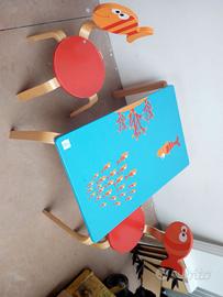 Tavolino gioco per bambini