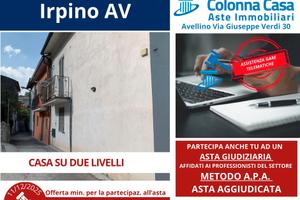 Casa su tre livelli in via Crucis a Monteforte