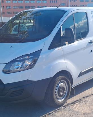 Ford TRANSIT CUSTOM FNA 04/2028