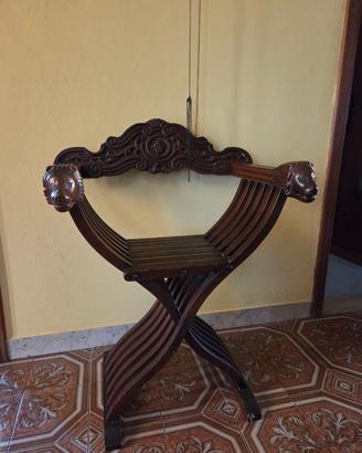 Sedia Savonarola in legno