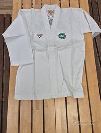 Uniforme da taekwon-do ITF, Itaki