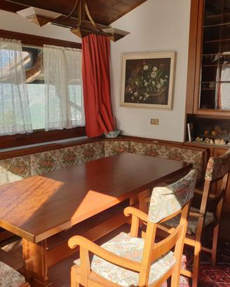 Tavolo e quattro sedie rovere massello