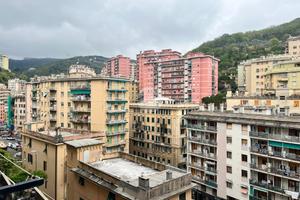 3 LOCALI A GENOVA