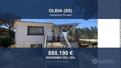 Immobile in asta di 216 m² con più di 5 locali a O