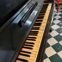 Pianoforte a parete