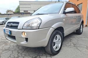 HYUNDAI TUCSON 2.0 BENZINA 4X4 *DA VETRINA*