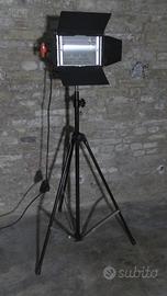 Faro cinema teatro vintage Rank Lighting treppiede
