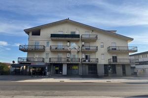 3 LOCALI A VENAFRO