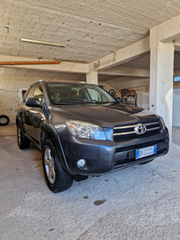 Toyota rav4 d cat 4x4 Luxury
