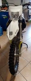 moto  Husqvarna