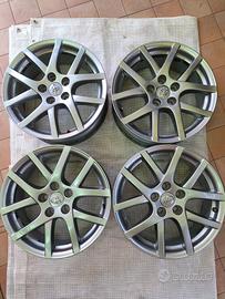 4 Cerchi in lega Originali Toyota da 17"