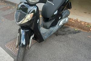 Honda SH 150 - 2006 - PERMUTE