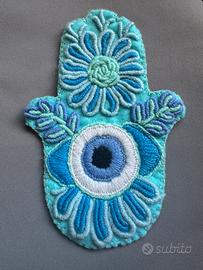 Mano di Fatima Hamsa ricamata amuleto