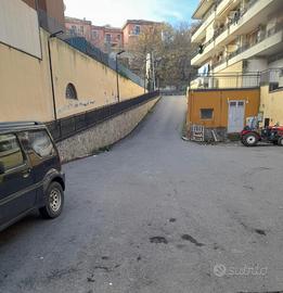 1150 mq di locale a bronte