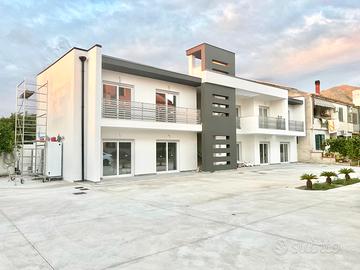 Appart. Di nuova costruzione con giardino