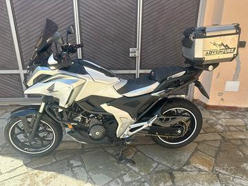 Honda NC 750X 2021