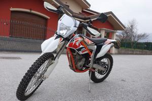 moto KTM FreeRide 350