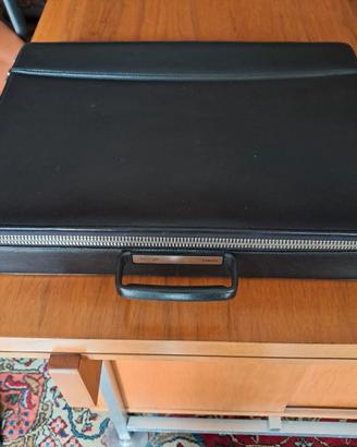 24 ore valigetta Valextra