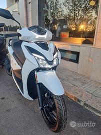 Tnt xcs 125 abs 15cv start & stop garanzia ufficia
