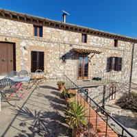 Semindipendente a Amelia