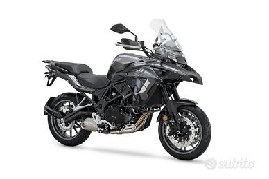 BENELLI TRK 502 – 2021 – SOLO 7400  KM