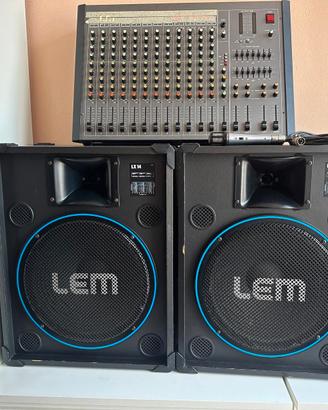 AMPLIFICATORI, MIXER, MICROFONI TUTTO CON CAVI