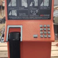 Telefono a gettoni pubblico