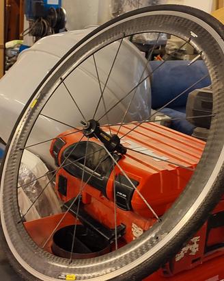 Ruota anteriore Mavic Cosmic Carbone SL

