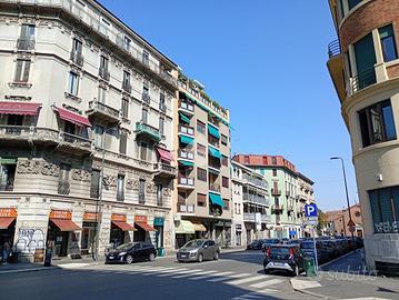 NEGOZIO A MILANO