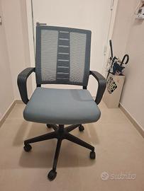 sedia per ufficio nuova