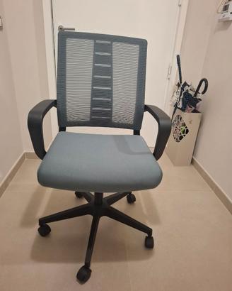 sedia per ufficio nuova