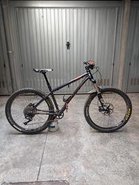 bicicletta Kona