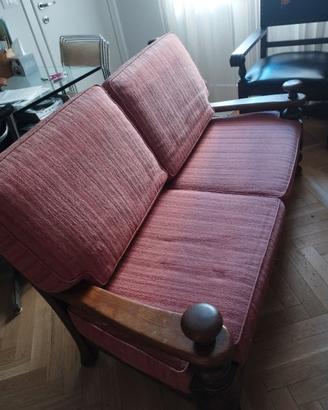 Divano in legno massello, Bologna