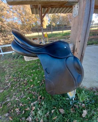 Sella nera Kieffer Siena misura 17 quasi nuova