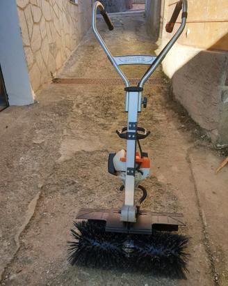 Attrezzo multimotore Stihl